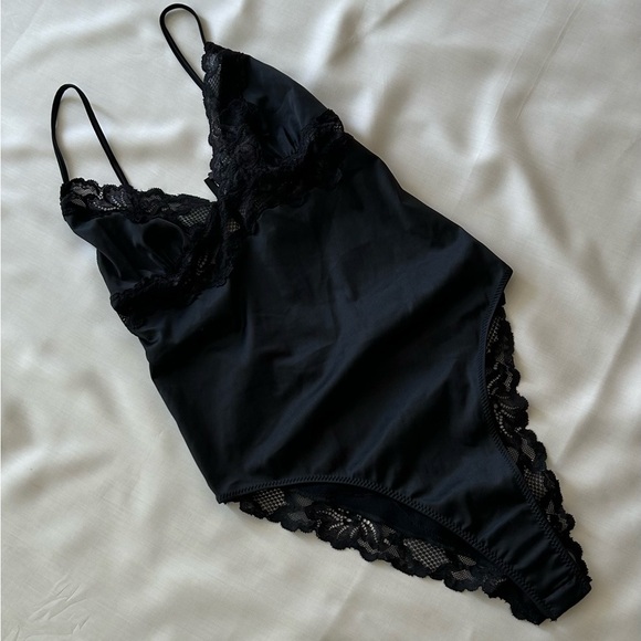 Other - NWT 🖤 Zara Body Suit Lace Black Size S